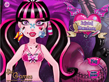 Injured Draculaura