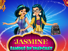 Jasmine Famous on Snapchat