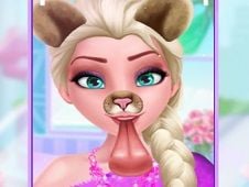 Elsa Funny Selfie Online