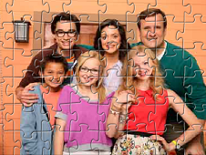 Liv and Maddie's Family Puzzle Online